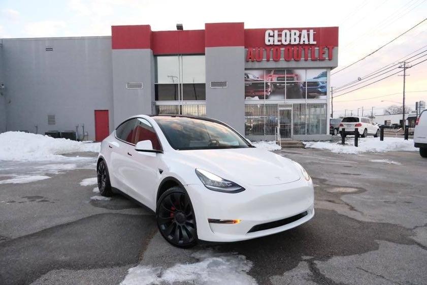 TESLA MODEL Y 2020 5YJYGDEF6LF005115 image